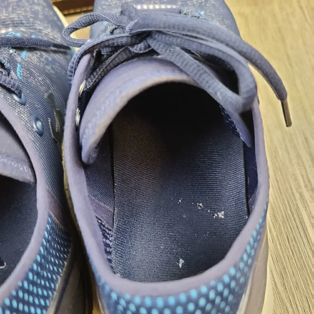 Under Armour Charged Bandit 3 Running Sneakers size 10